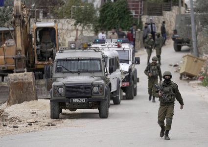 الاحتلال يعتقل أسيرا محررا من القدس المحتلة