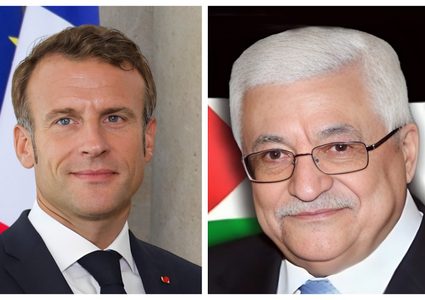 اتصال هاتفي بين الرئيس الفلسطيني ونظيره الفرنسي لبحث آخر المستجدات الفلسطينية