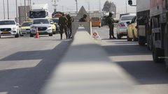 الاحتلال يواصل حصار أريحا