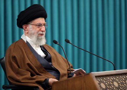 خامنئي: لست متفائلا ولا متشائما حيال المحادثات مع واشنطن