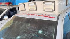 إصابة عدد من الكوادر الطبية بعد قصف طيران الاحتلال البوابة الخلفية لمستشفى الكويت التخصصي بمواصي خانيونس.