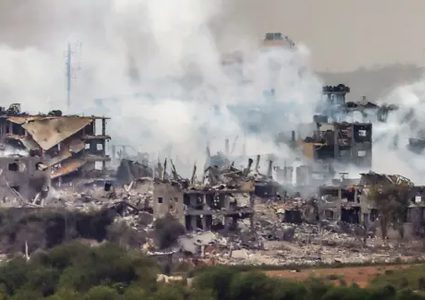 13 شهيدا وعشرات الإصابات في سلسلة غارات على قطاع غزة