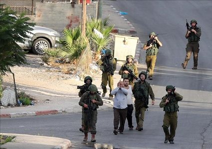 في يوم الأسير: استشهاد 63 أسيرا وأكثر من 16400 حالة اعتقال منذ بدأ العدوان