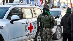 حماس: نتنياهو يرفض الإفراج عن الأسرى الإسرائيليين دفعةً واحدةً لأهداف شخصية