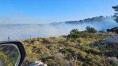 شرطة الاحتلال: الحريق في تلال القدس ناجم عن شظايا صاروخ اعتراضي