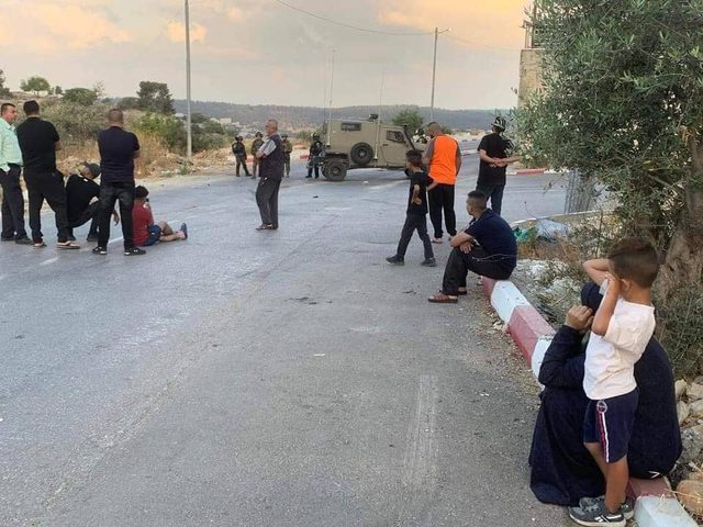 الاحتلال يهدم منزلين في بلدة نعلين غرب رام الله