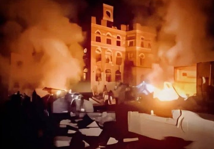 شهداء وإصابات في قصف أمريكي وحشي استهدف سوق فروة الشعبي بالعاصمة اليمنية صنعاء واليمينون يصرحون : "دماؤنا وأموالنا فداء لأهل غزة ".
