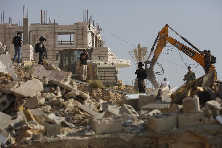 الاحتلال يهدم منزلين في اسكاكا شرق سلفيت