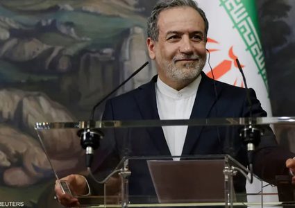 وزير الخارجية الإيراني: المحادثات مع الولايات المتحدة تسير في الاتجاه الصحيح