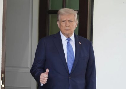 ترمب يؤكد أنه "يضغط بشدة" على روسيا لإنهاء الحرب في أوكرانيا