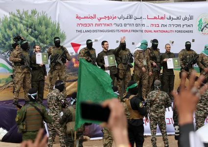 تفاصيل اجتماع وفد حماس مع مسؤولين مصريين