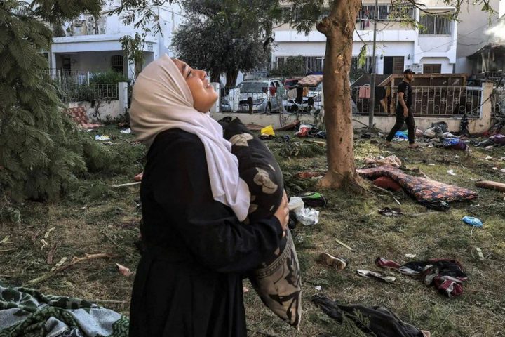 شهداء بالعشرات واستهداف المقاهي والخيام والبيوت في اليوم 42 لعودة الحرب