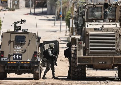 الاحتلال يدفع بتعزيزات الى مدينة طولكرم