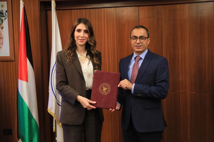 جامعة النجاح توقع اتفاقية تعاون مشترك مع وزارة العمل