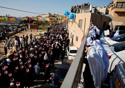 جيش الاحتلال يهاجم في سوريا بزعم حماية الدروز