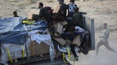 مراسلنا بالقطاع: الجوع يدفع سكان غزة لاقتحام المخازن وسط فوضى أمنية وقصف متواصل