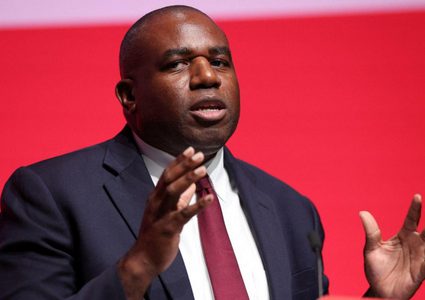 وزير خارجية بريطانيا: الاعتراف بدولة فلسطين وارد.. ولن ننتظر إذنًا من أحد