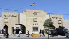 الأردن: السجن 20 عاماً لـ4 من 16 متهماً بقضايا حيازة أسلحة