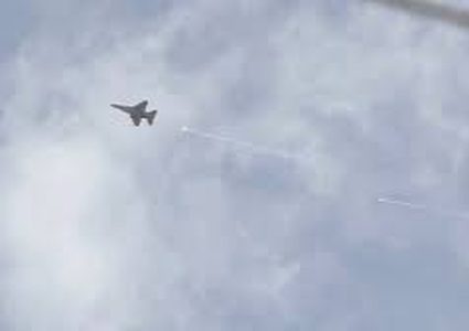 الاحتلال يقصف قرب القصر الرئاسي في دمشق