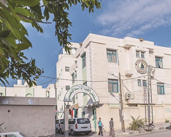 مستشفى الكويت: القدرة على الاستمرار في تقديم الخدمات الصحية أصبحت على المحك