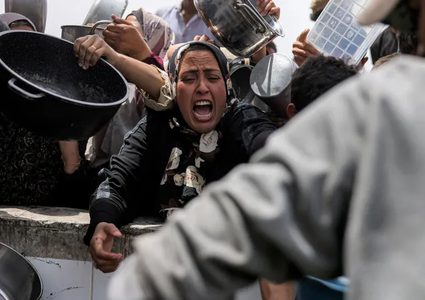 أزمة إنسانية خانقة في غزة.. مخزونات الغذاء نفذت ونقص حاد في الأدوية الأساسية