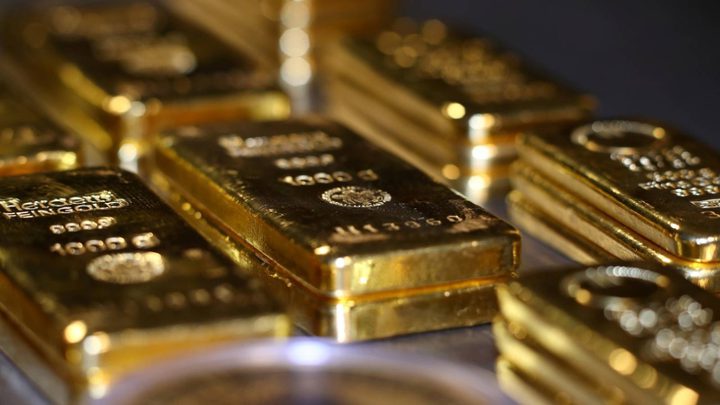 الذهب يسجل أعلى مستوى في أسبوعين بفضل الطلب على الملاذ الآمن