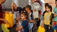 مقرر أممي: قطع إسرائيل لمياه الشرب في قطاع غزة قنبلة صامتة لكنها مميتة