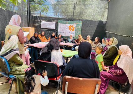 ورشة توعوية في غزة من "إبداع المعلم" حول التعليم ودور المجتمع في ظل الطوارئ