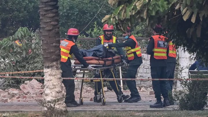 قصف متبادل بين الهند وباكستان يوقع قتلى وجرحى