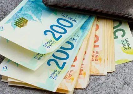 أسعار صرف العملات مقابل الشيكل لليوم الأربعاء
