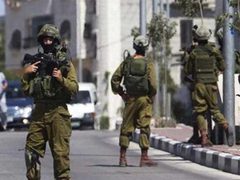 قوات الاحتلال تقتحم عدة مناطق وتعتقل مواطنين في الضفة الغربية