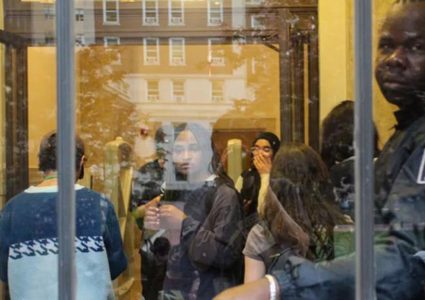 شرطة نيويورك تقتحم جامعة كولومبيا لفض اعتصام مؤيد لفلسطين