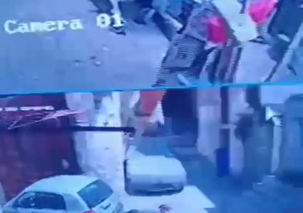 إصابات واشتباكات خلال اقتحام قوات كبيرة من جيش الاحتلال لأحياء البلدة القديمة في مدينة نابلس ومنطقة الدوار.