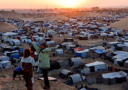 الإعلامي الحكومي بغزة: نرفض مخططات الاحتلال إنشاء مخيمات عزل قسري