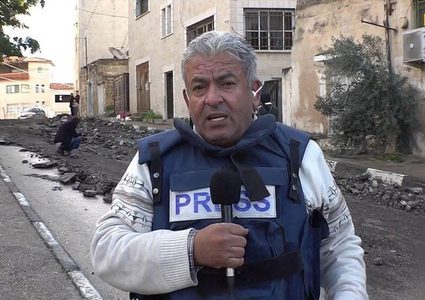 إدارة سجون الاحتلال تحول الصحفي علي السمودي للاعتقال الإداري لمدة 6 شهور