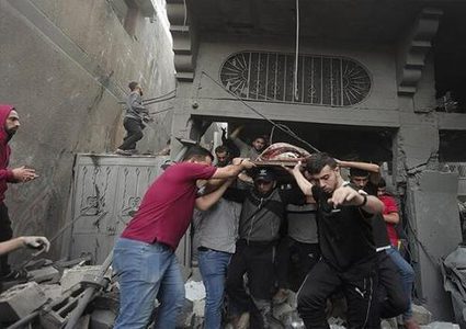 انتشال اشلاء شاب في قصف منزل في نابلس