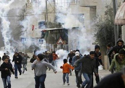 مواجهات مع الاحتلال في بلدة المزرعة الغربية