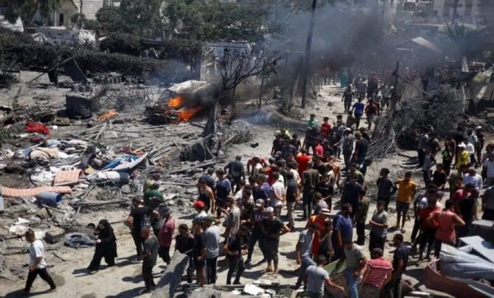 مصابون في قصف للاحتلال استهدف منزلا شمال مدينة غزة