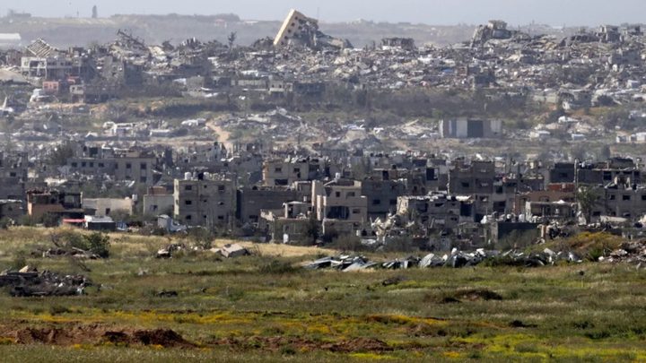 شهداء بالعشرات بقصف خيام النازحين في اليوم 55 على عودة الحرب