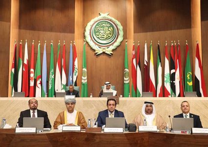 البرلمان العربي يطالب بتحرك عاجل لإنقاذ أطفال غزة من الجوع