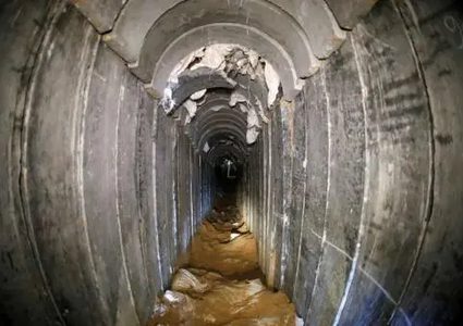 "اسرائيل " : الحركة تواصل حفر انفاق جديدة في قطاع غزة