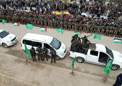 جيش الاحتلال: وقف إطلاق النار بدءا من 12 ظهرا لاستعادة الجندي "عيدان"