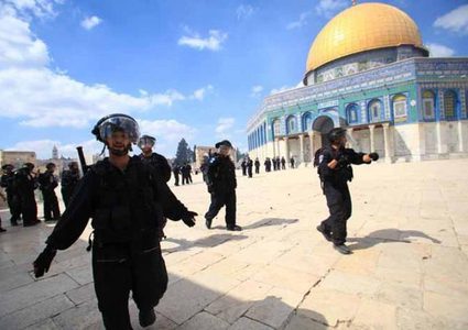 الأردن يدين اقتحامات المتطرفين للمسجد الأقصى