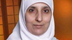 قوات الاحتلال تعتقل أكاديمية وناشطة سياسية جنوب الخليل