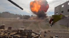 يديعوت : الجيش الاسرائيلي استخدم 40 قنبلة خارقة للتحصينات في الهجوم على خانيونس