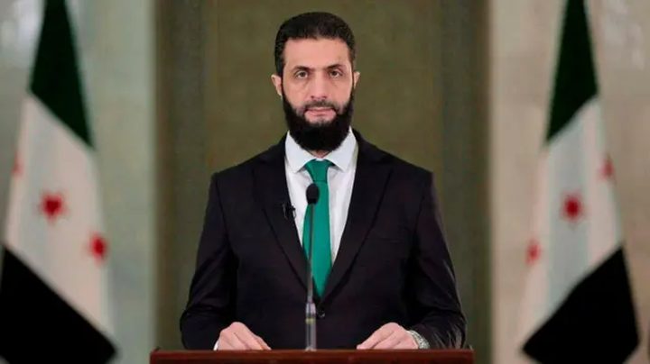 الشرع: رفع العقوبات "قرار تاريخيّ وشجاع" ولن نسمح بتقسيم سوريا وهي لكل السوريين