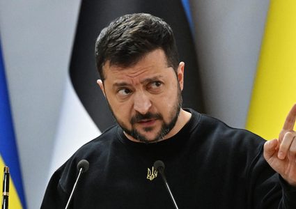 زيلينسكي: الروس ليسوا جادين بشأن محادثات السلام
