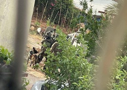 الاحتلال يحاصر منزلا جنوب جنين ويقصفه بقذائف "الانيرجا"