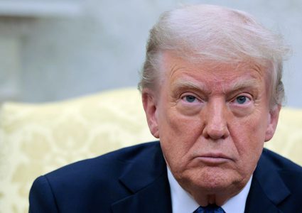 ترامب: يجب علينا التعامل مع غزة "الكثير من الناس يجوعون"