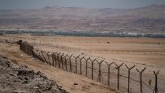 الكابينت يصادق على إقامة جدار على الحدود الأردنية مع إسرائيل